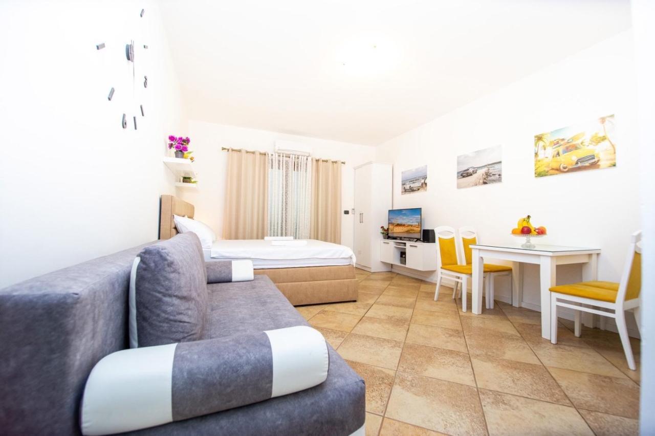 Apartment Studio Premier Rafailovići Exteriér fotografie