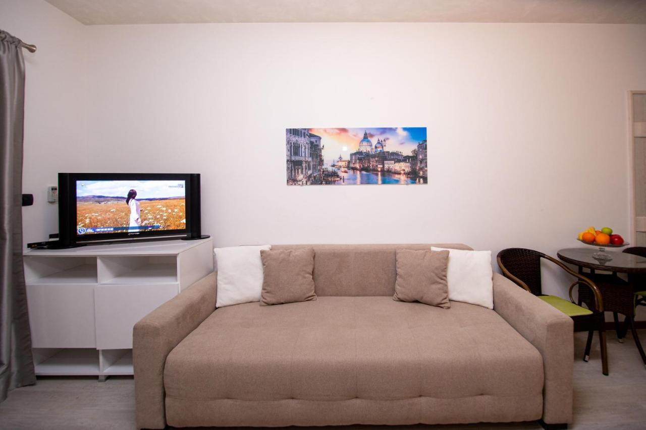 Apartment Studio Premier Rafailovići Exteriér fotografie