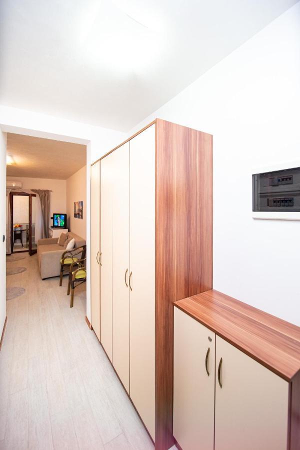 Apartment Studio Premier Rafailovići Exteriér fotografie