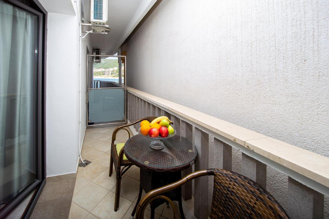 Apartment Studio Premier Rafailovići Exteriér fotografie